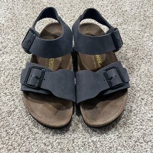 Birkenstock Sandals with Heel Strap in Size 6.5 Dark Gray